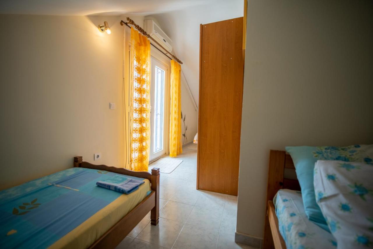 Ari Apartments Красичи Экстерьер фото