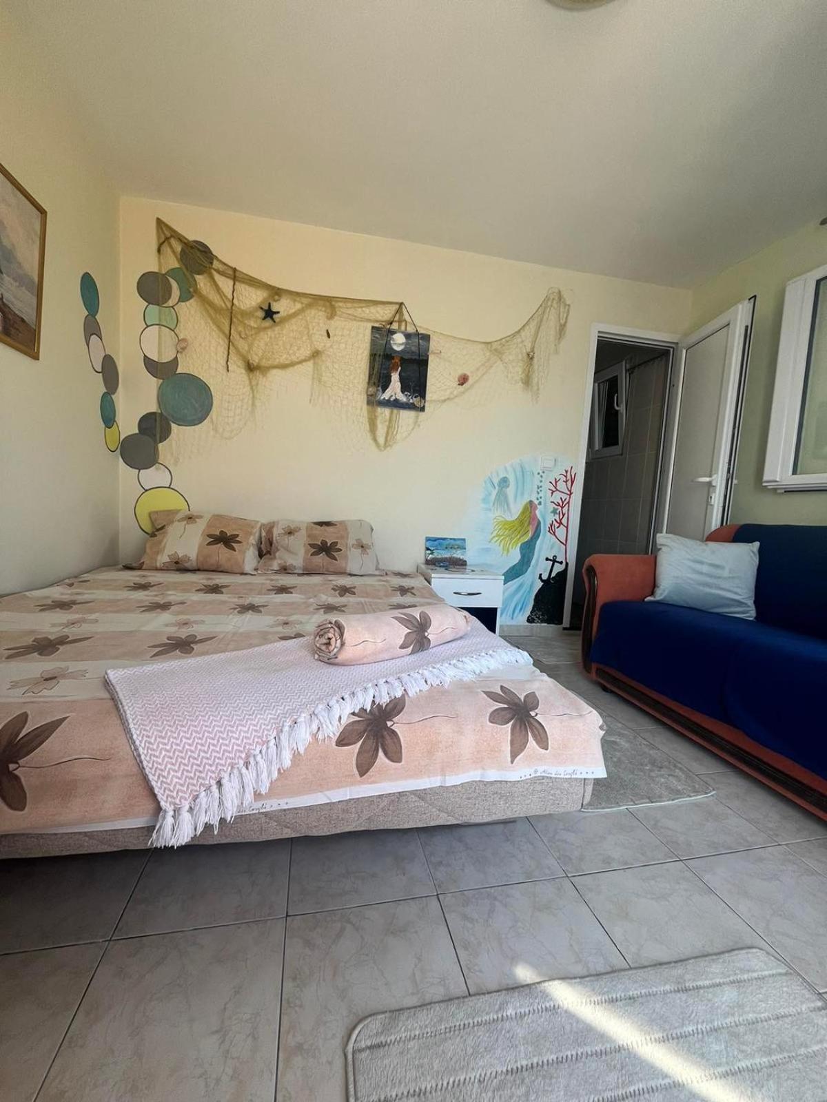 Ari Apartments Красичи Экстерьер фото